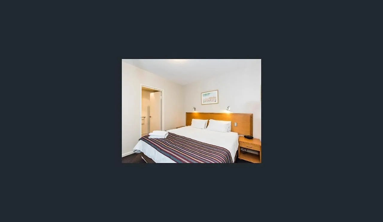 Ascot Apartment On River Perth